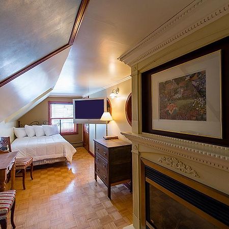 Auberge Mr James Rivière-du-Loup Eksteriør bilde